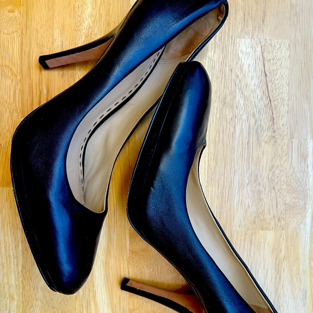Coach size 10 black leather heels